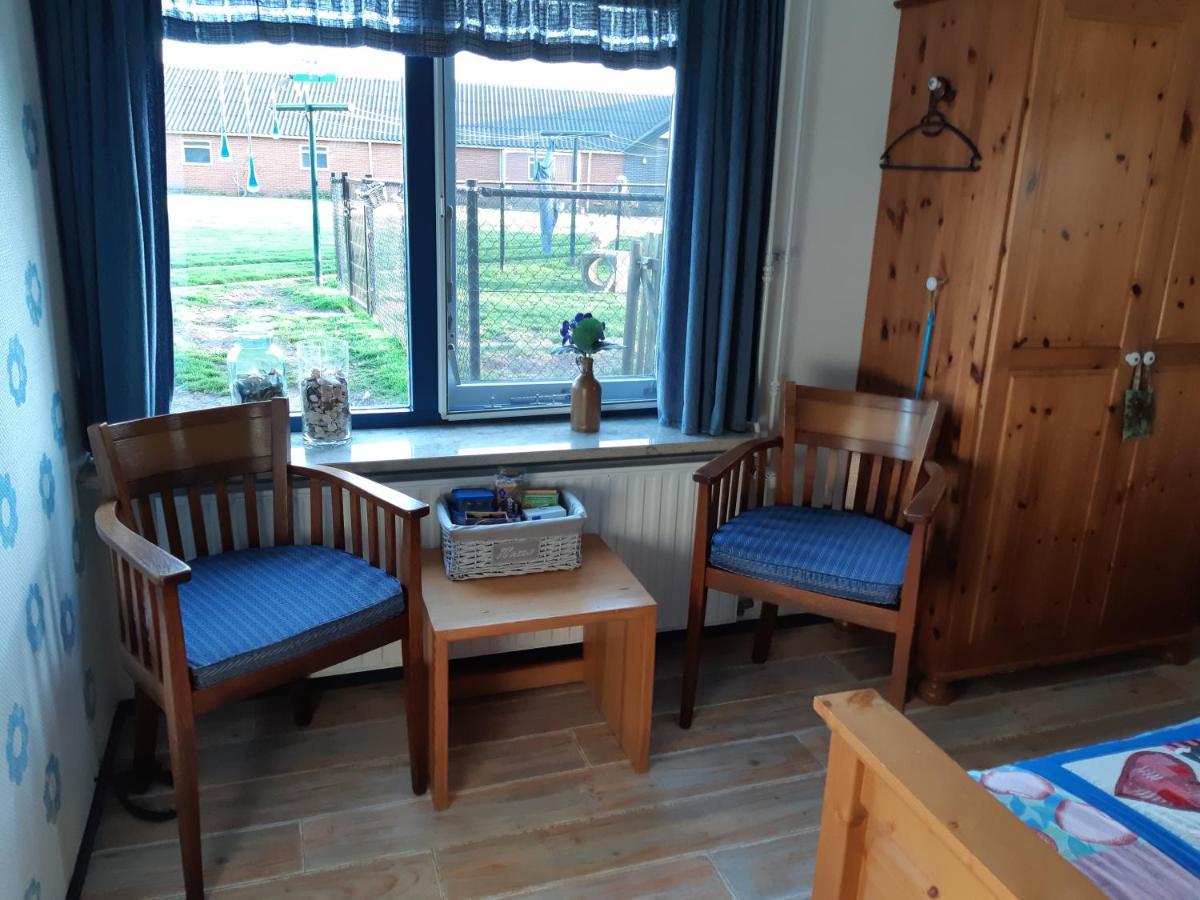 Bed & Breakfast “ Gastvrij Onthaal “ Een-West Exterior foto